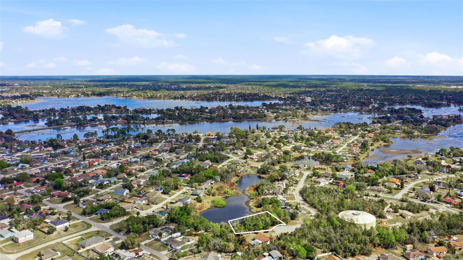 DELTONA LAKES - Land