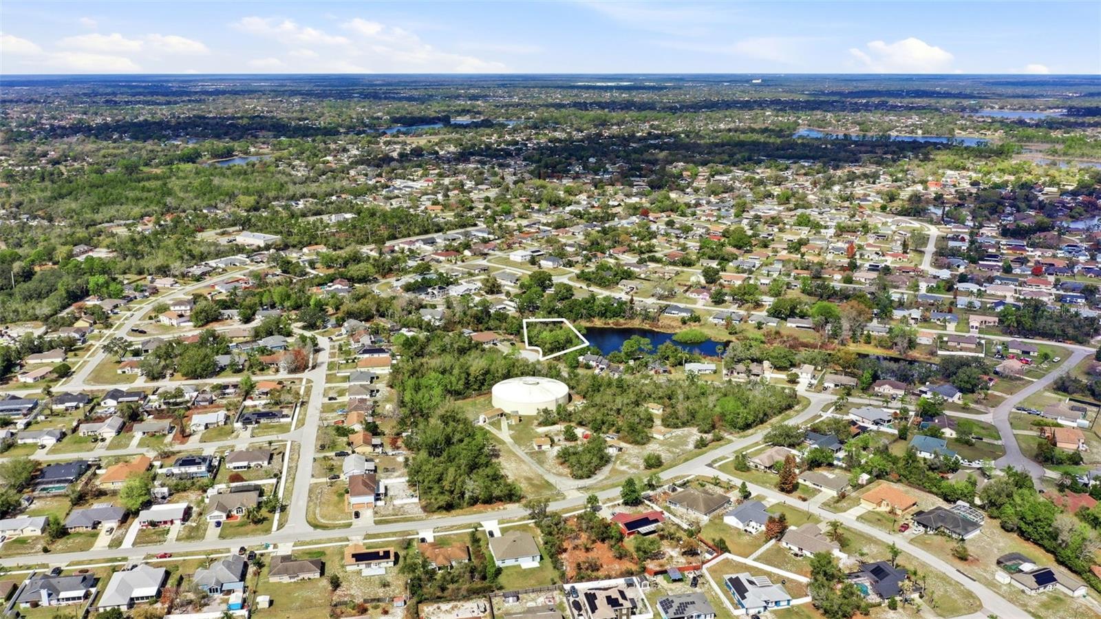 DELTONA LAKES - Land