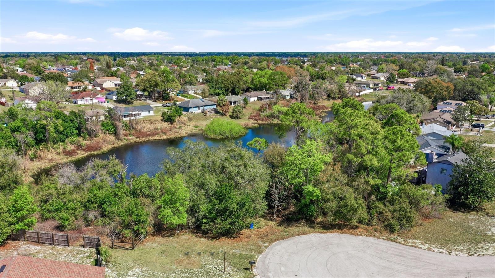 DELTONA LAKES - Land