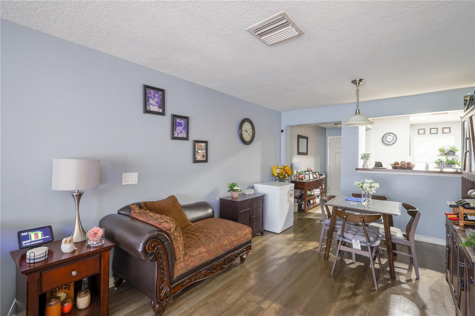 ST CHARLES PLACE PH 5 - Residential Lease