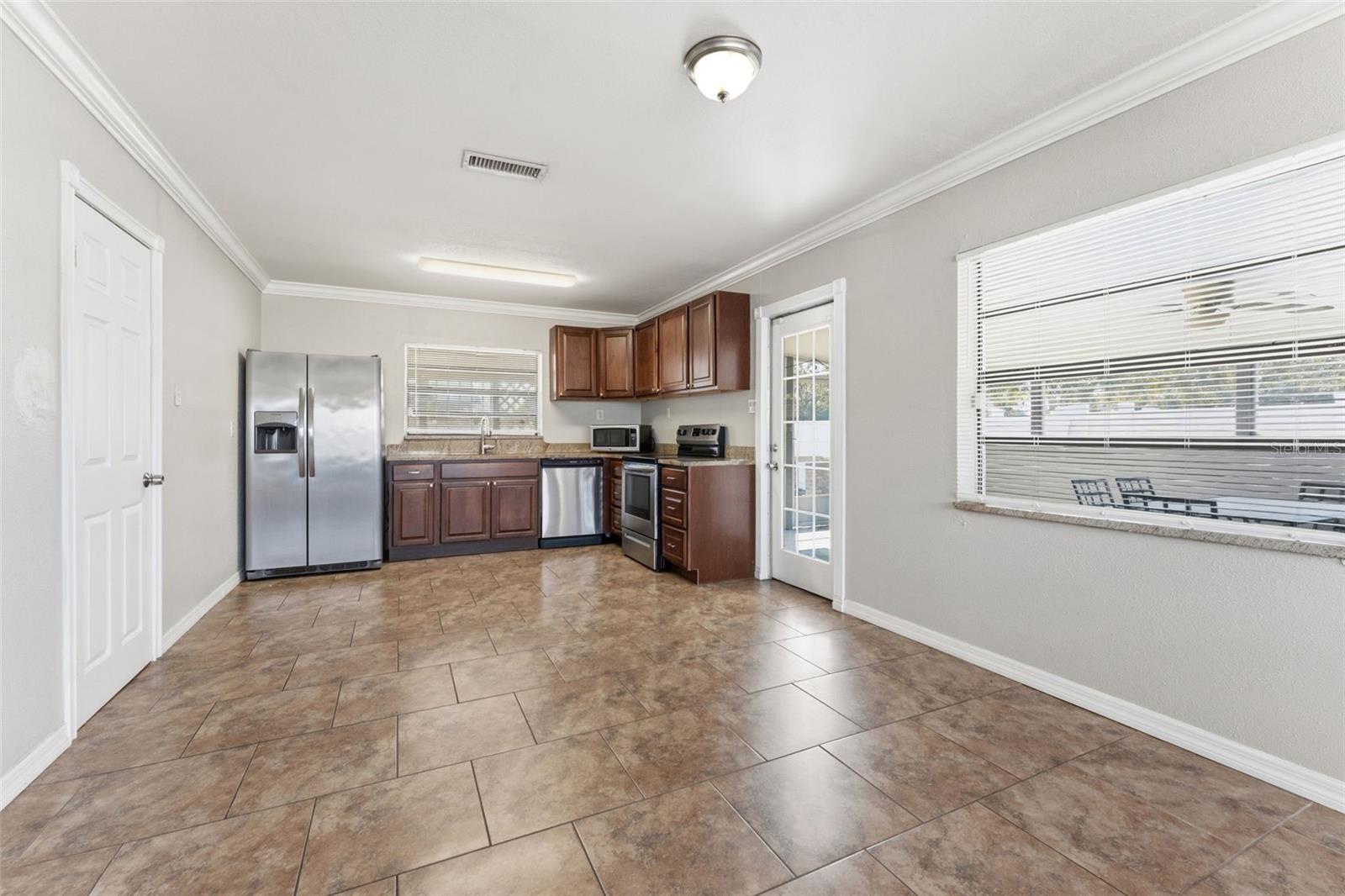 DREWS JOHN H SUB BLKS 1 TO 10 - Residential