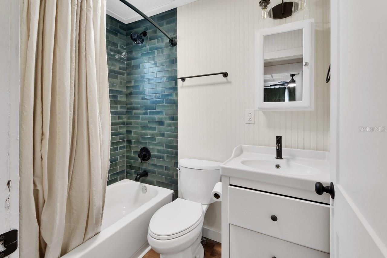 COLLIER - Residential