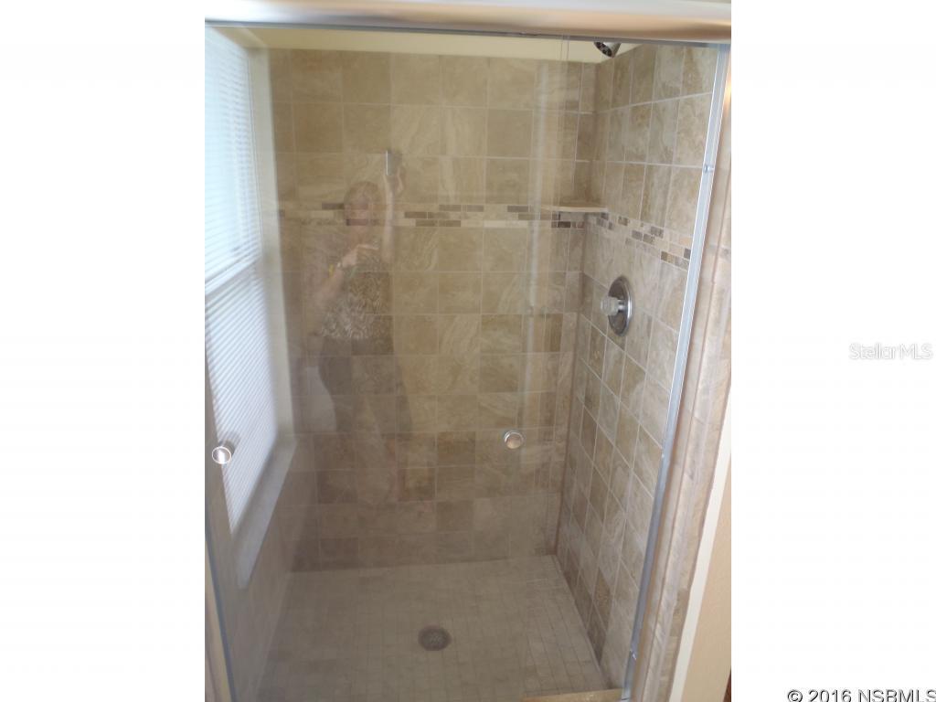 Florida Shores 01 - Residential