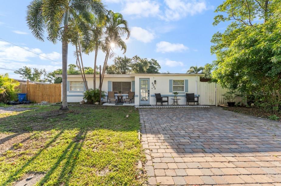 CARPENTER PARK - Residential
