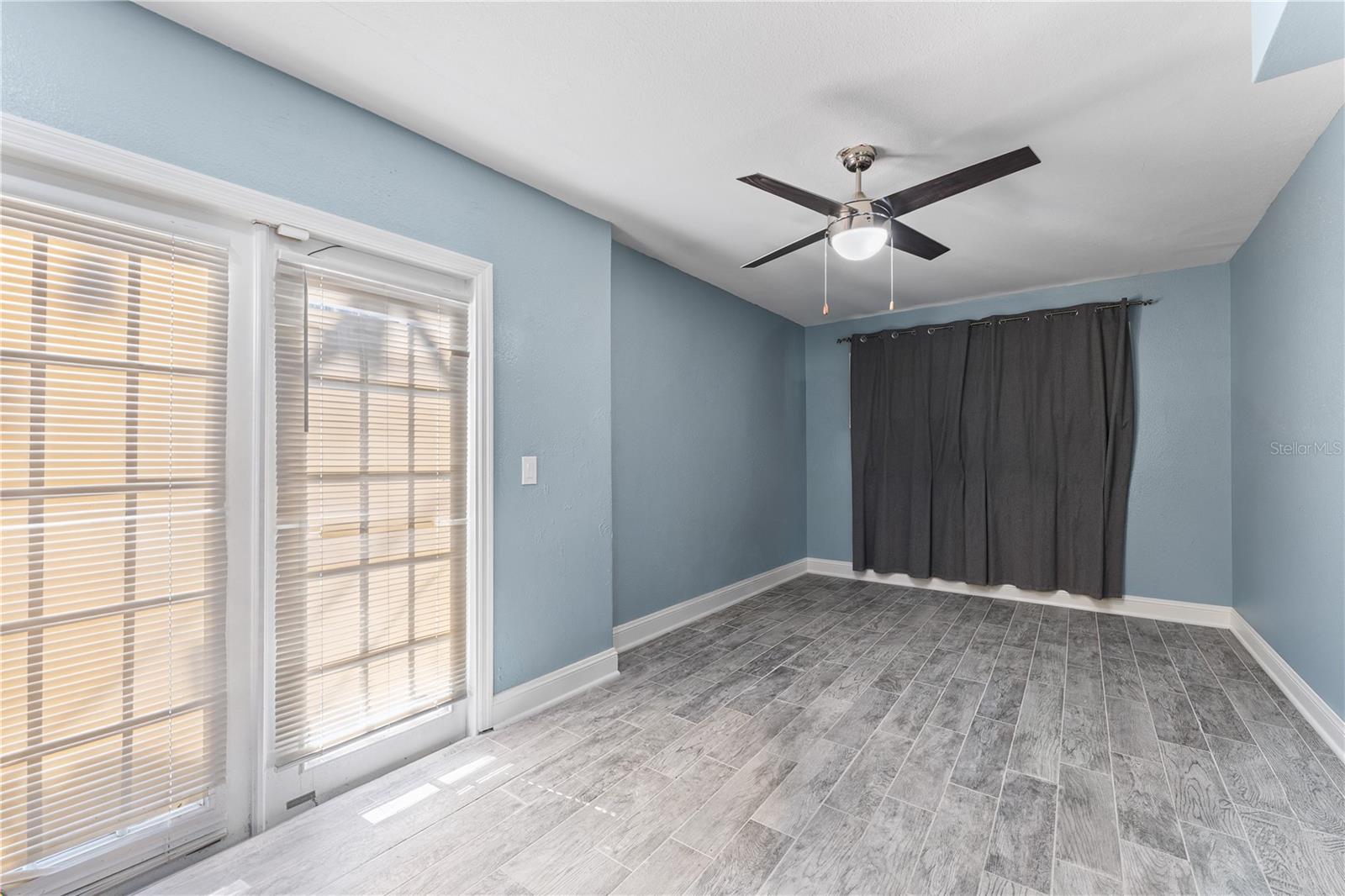 CARPENTER PARK - Residential