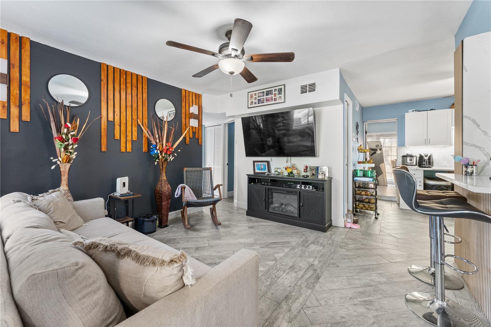 CARPENTER PARK - Residential