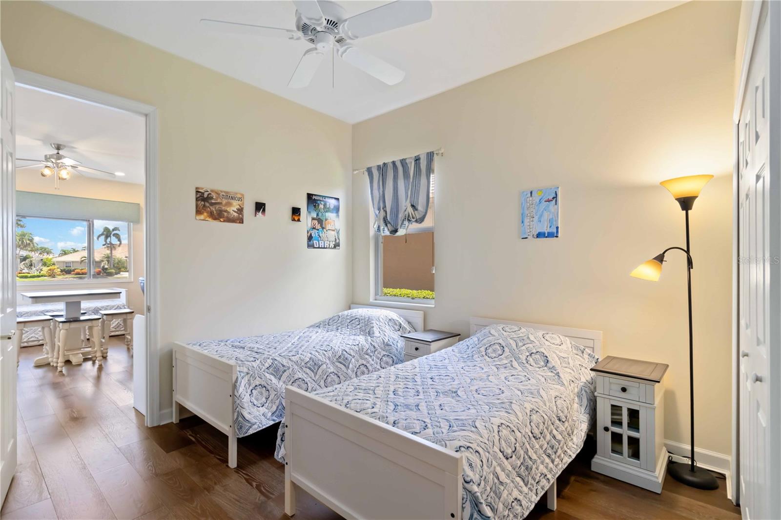 THE HAMPTONS - Residential