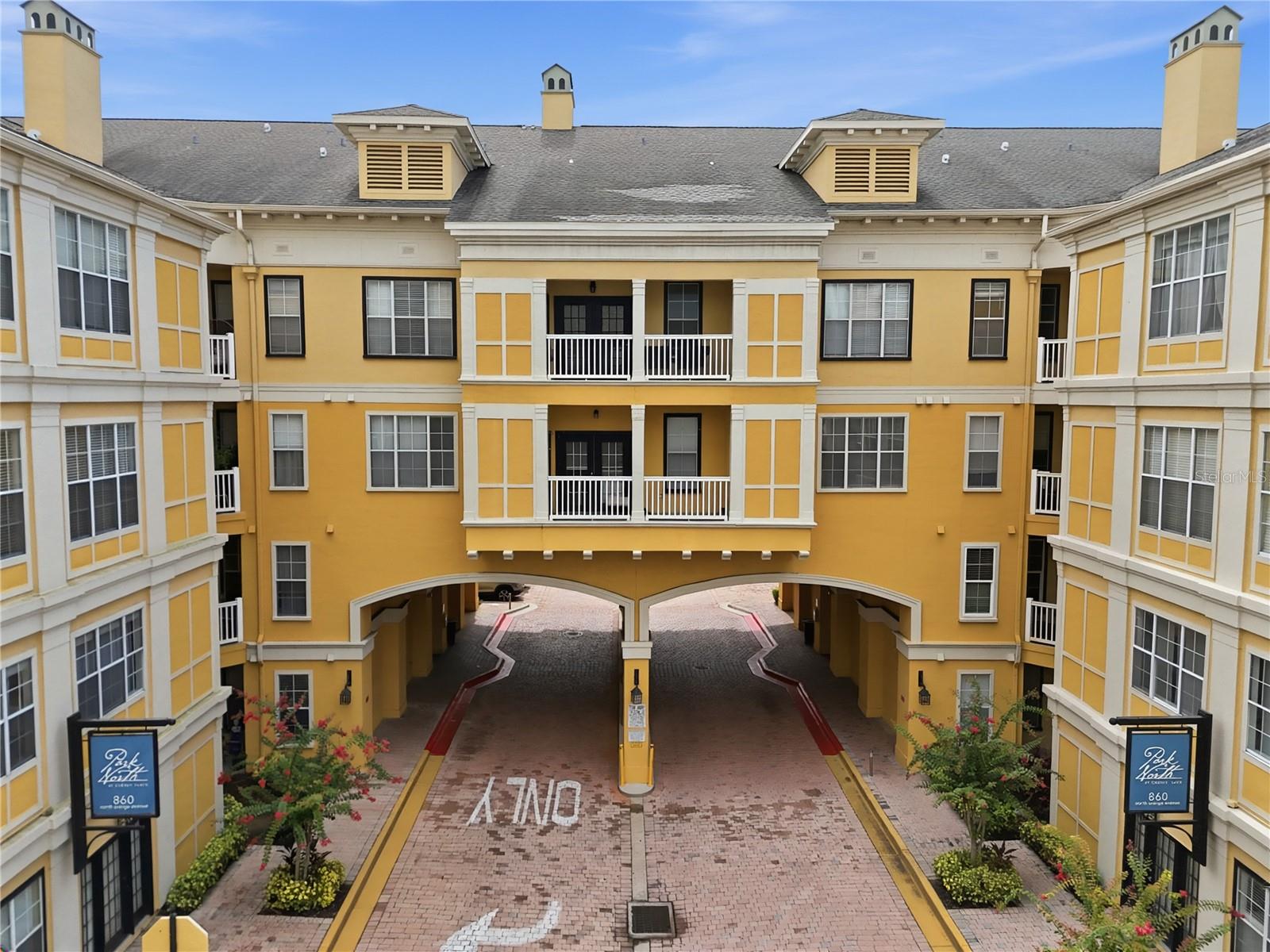 860 N ORANGE AVENUE 371