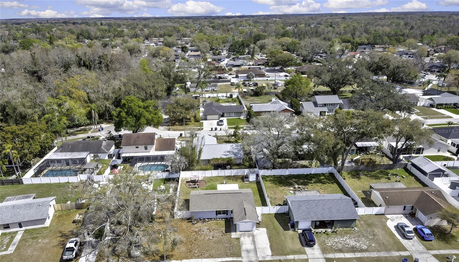 CARROLLWOOD MEADOWS UNIT VI SE - Residential