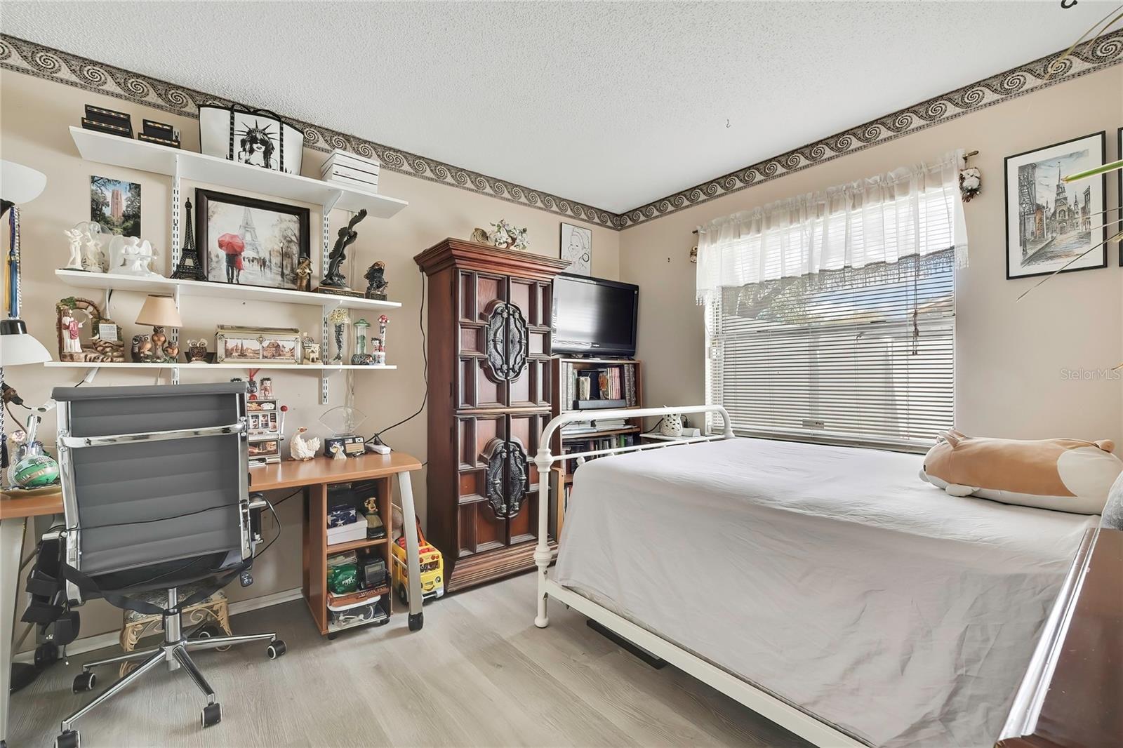 CARROLLWOOD MEADOWS UNIT VI SE - Residential