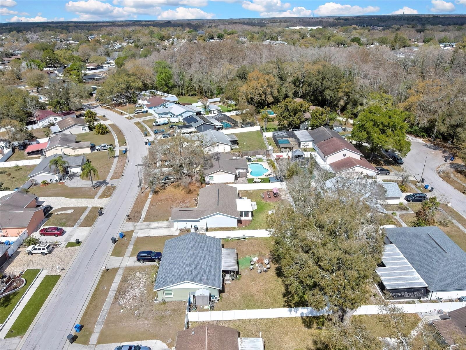 CARROLLWOOD MEADOWS UNIT VI SE - Residential