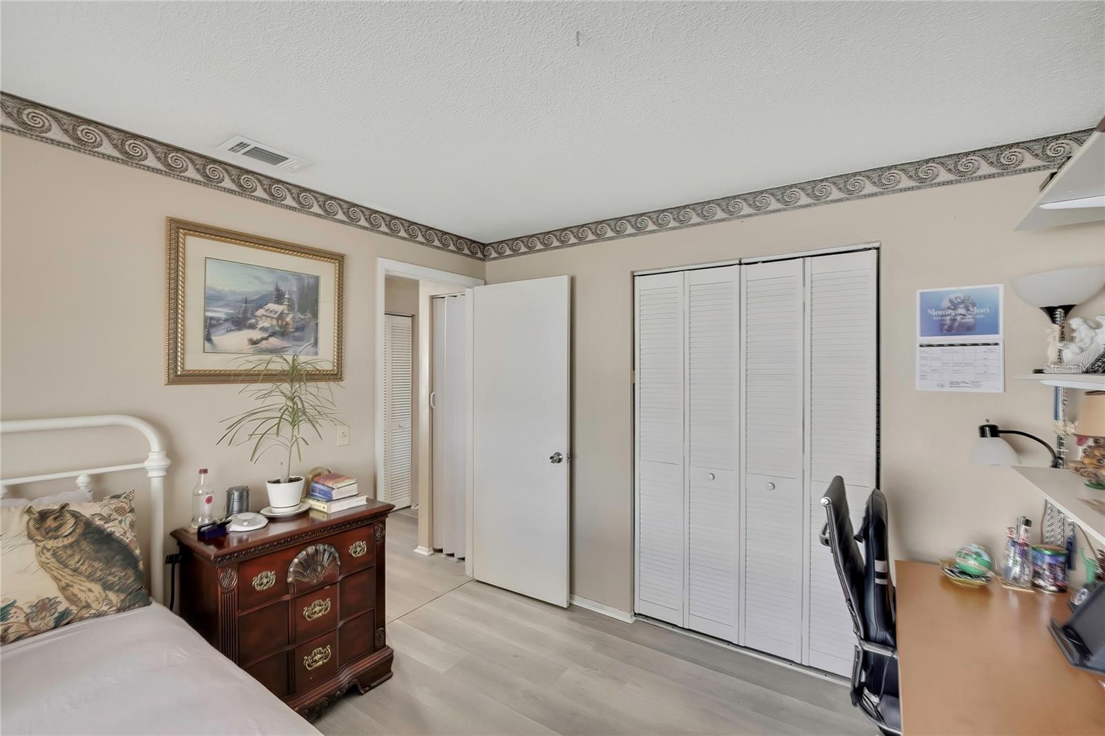 CARROLLWOOD MEADOWS UNIT VI SE - Residential