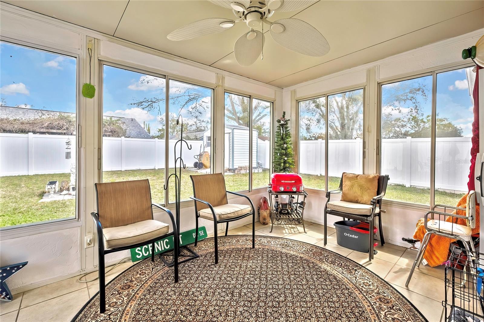 CARROLLWOOD MEADOWS UNIT VI SE - Residential