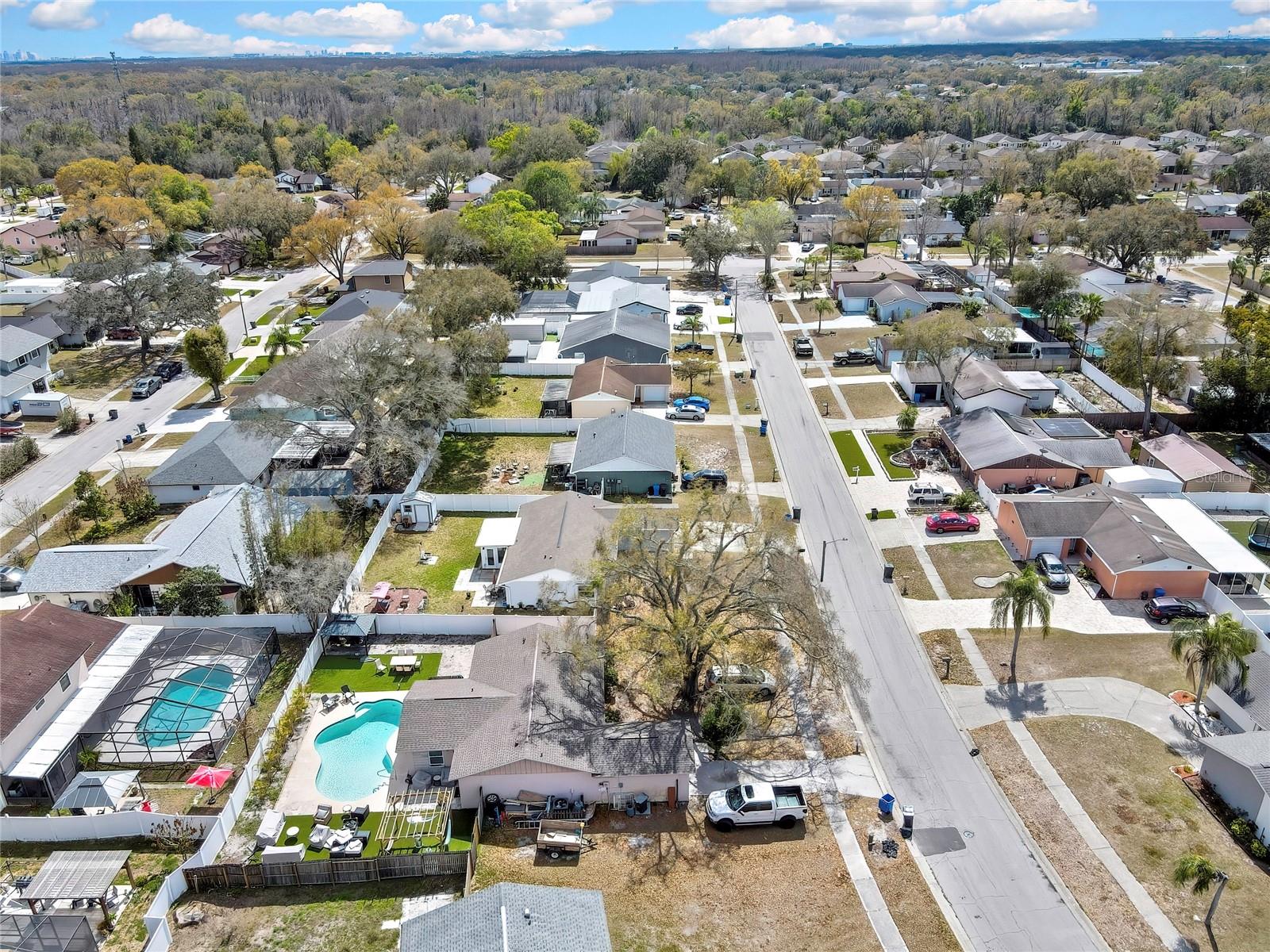 CARROLLWOOD MEADOWS UNIT VI SE - Residential