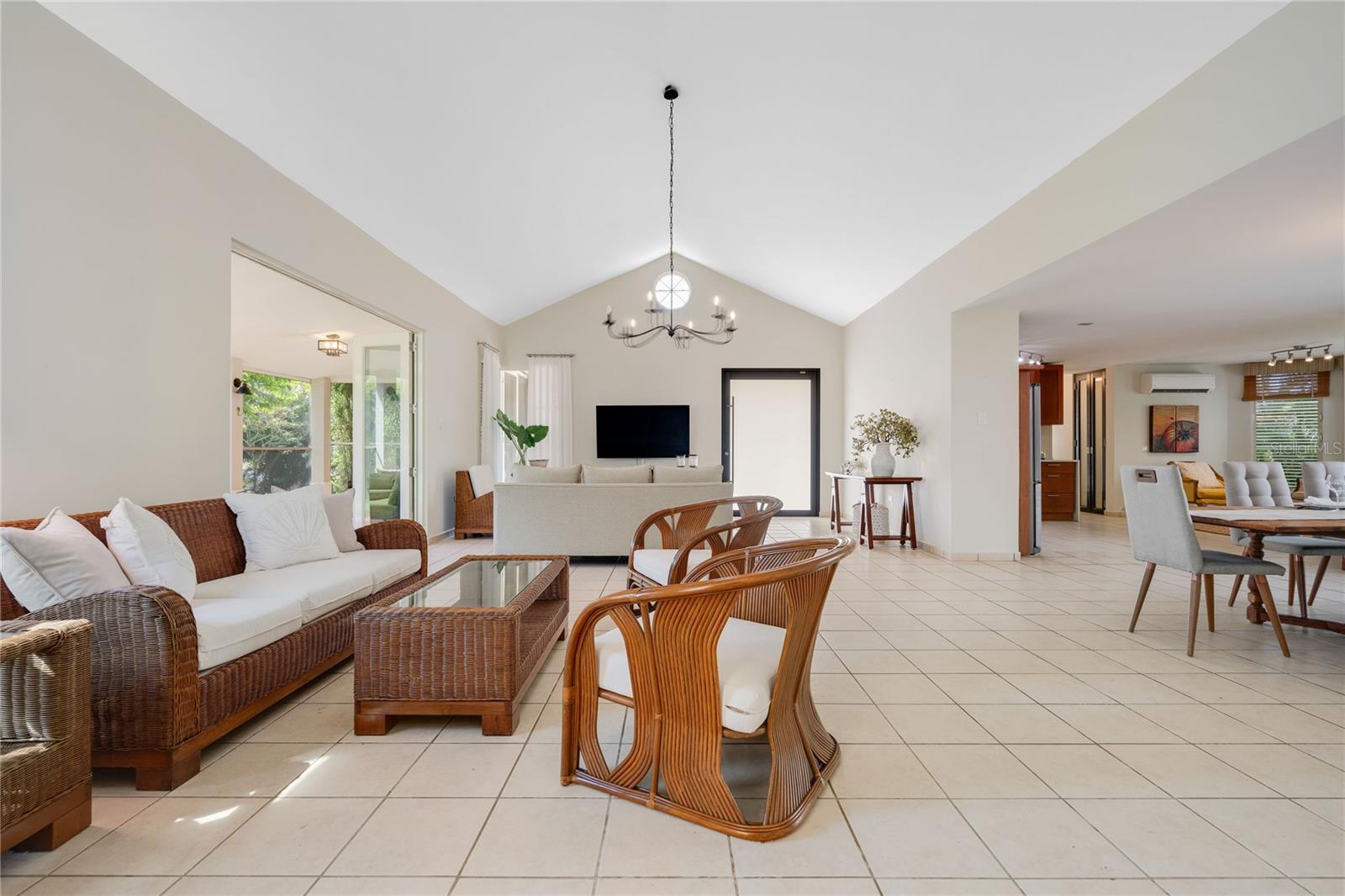 346 CAMINO DEL CUPEY