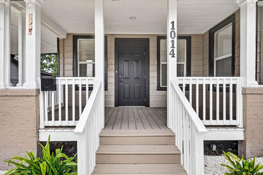 Photo of 1014 E Lake Avenue, Tampa, FL 33605 (MLS # TB8434383)
