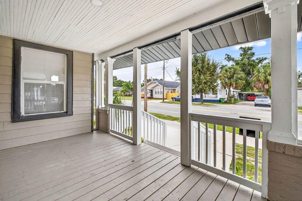 Photo of 1014 E Lake Avenue, Tampa, FL 33605 (MLS # TB8434383)