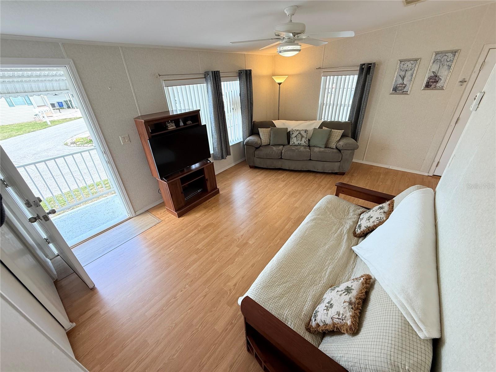 2050 CHAMPION STREET, SARASOTA, FL, 34231 3 2050 CHAMPION STREET