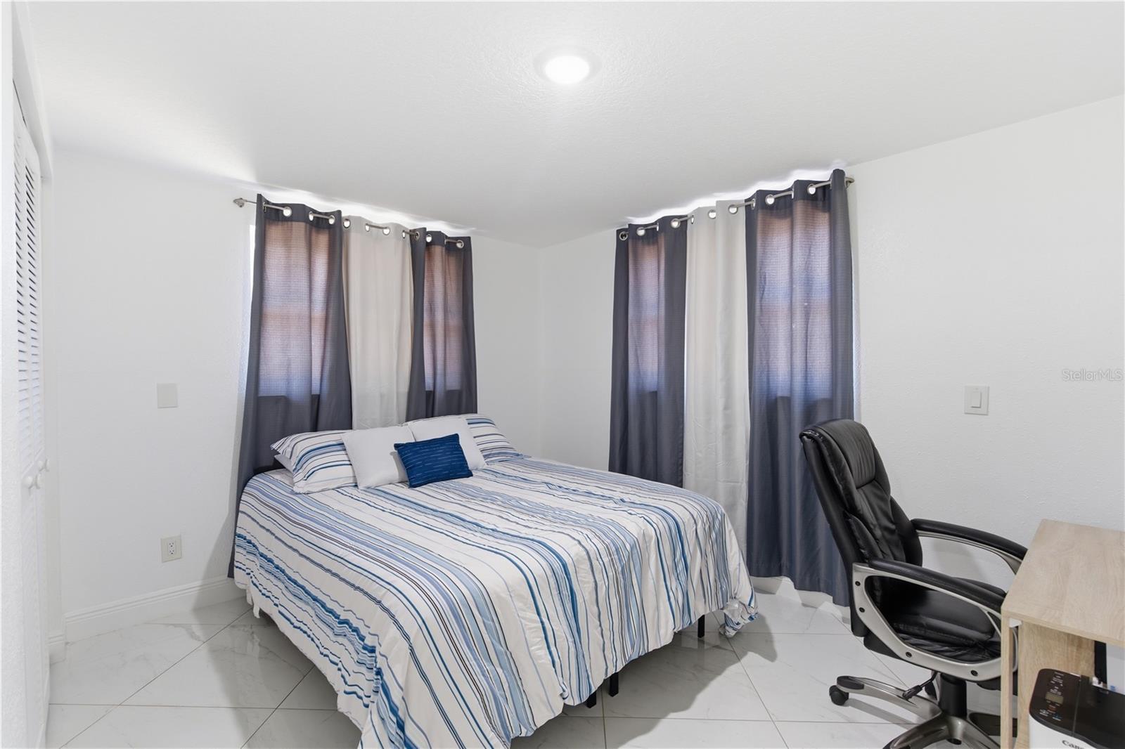 APOLLO BEACH UNIT TWO - Residential