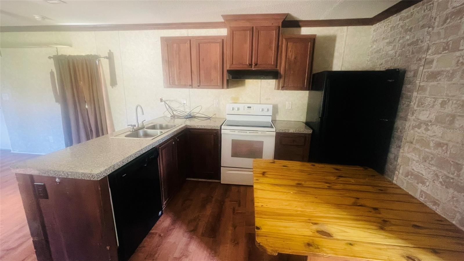 WILLISTON HIGHLANDS UNIT 7 - Residential