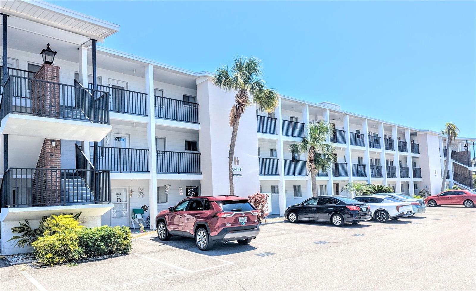 Huge PRICE REDUCTION! A diamond in the rough, this cute little condo is waiting for someone to give it a little TLC. Located at the end of the courtyard you will have a very nice view including one of the pool. It won't take much to get this one updated since it just needs flooring, a bit of a bathroom update and some paint. There is a utility room in the condo where you can install a washer and dryer or if you prefer to use the onsite laundry facility you will find a very nice community laundry room by the pool. The Third Bayshore Condominiums is close to shopping with a new Publix Grocery Store, TJ Maxx, Target and many smaller shops including a restaurant. Centrally located to our beautiful West Coast Beaches including Anna Maria Island, and it's close to both downtown Bradenton and Sarasota where you will find so much to do including fine restaurants, museums, live theaters and of course Selby Gardens. Don't miss out on owning here, it's very affordable with the monthly fees of just $309.19.