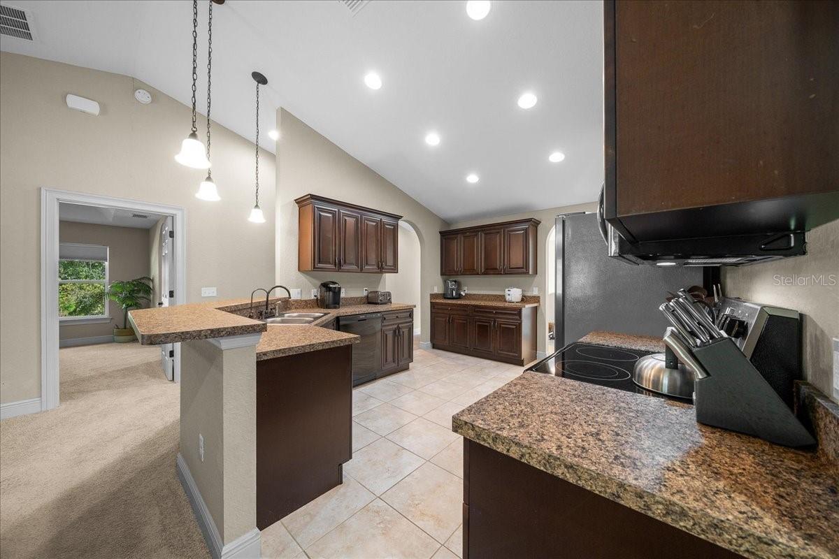 SILVER SPGS SHORES UN 12 - Residential