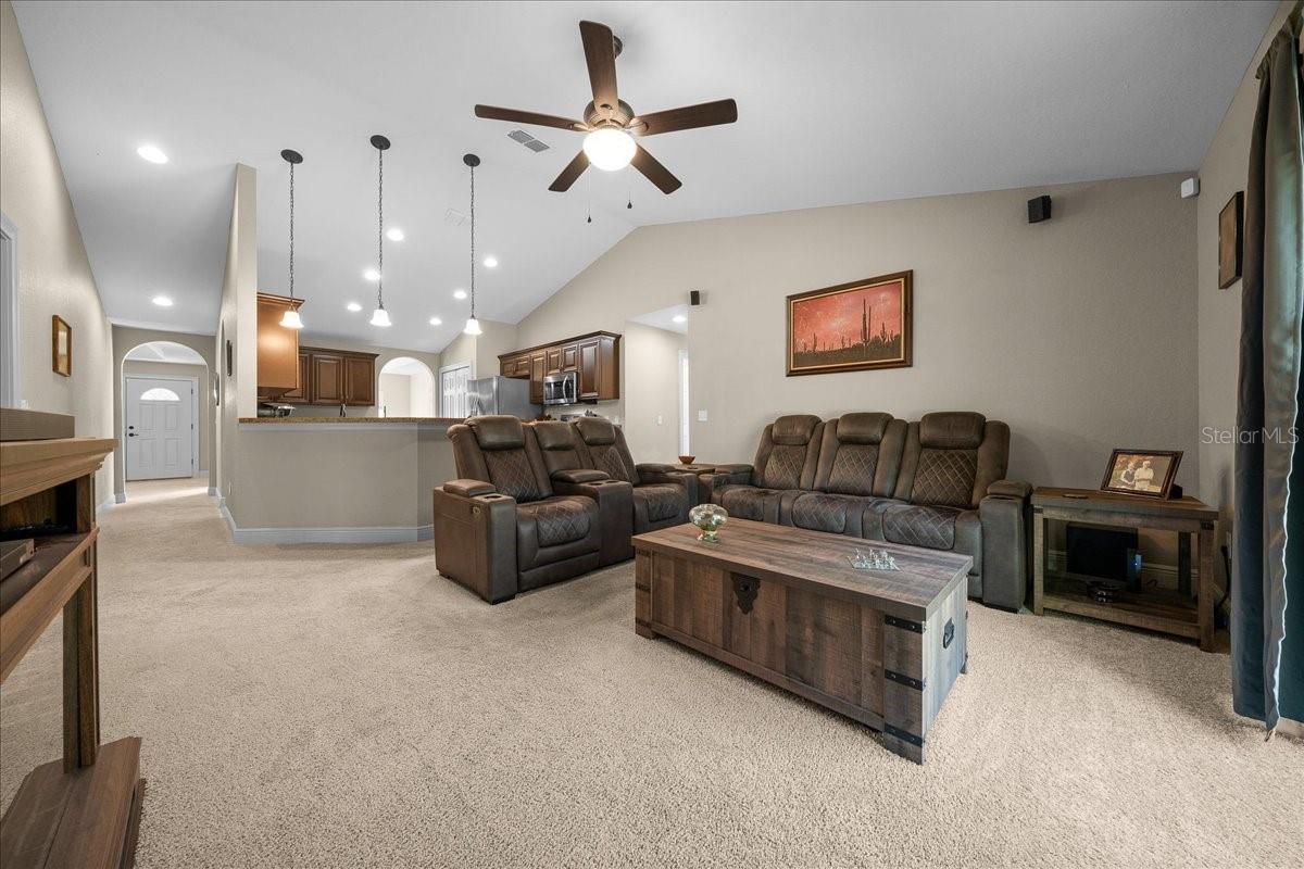 SILVER SPGS SHORES UN 12 - Residential