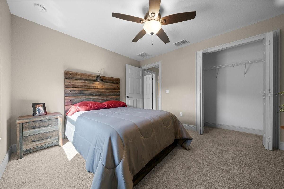 SILVER SPGS SHORES UN 12 - Residential