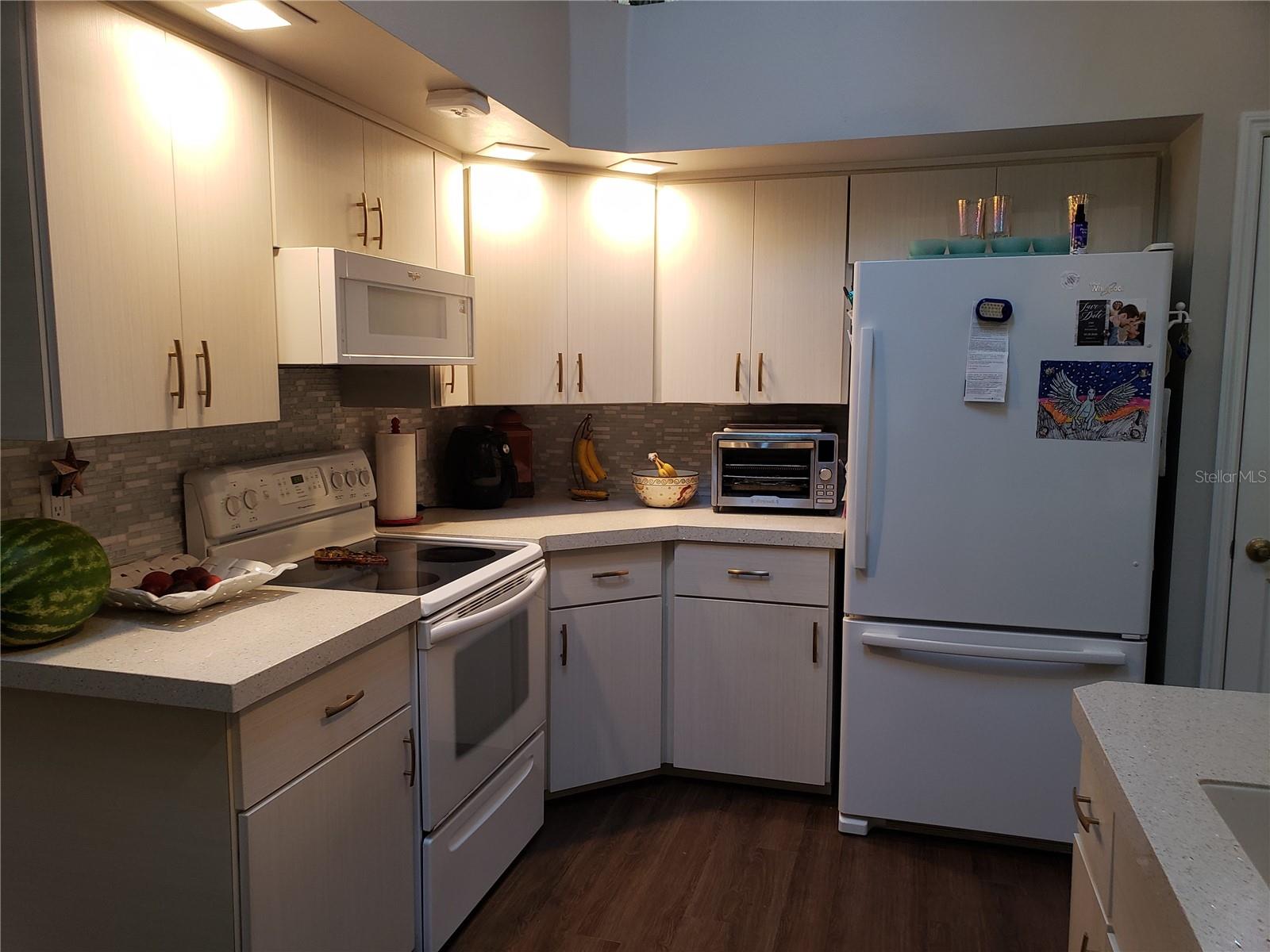 HIGHLAND LAKES PH 01B - Residential Lease