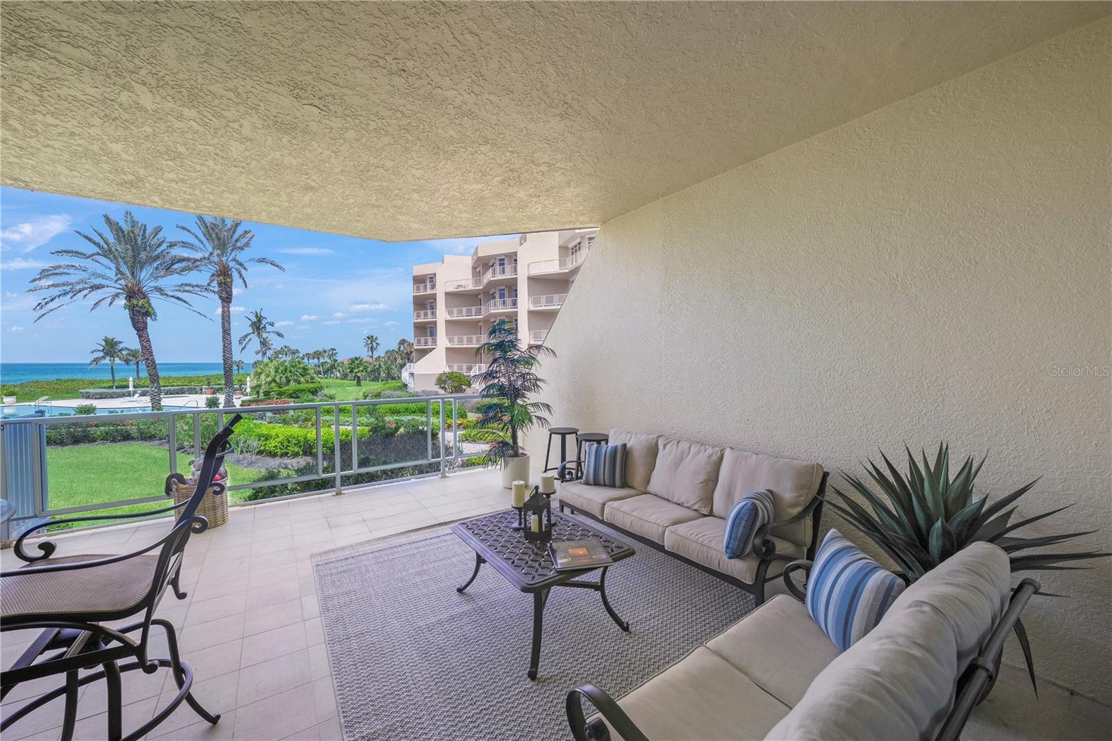 VILLA DI LANCIA PH 1 - Residential