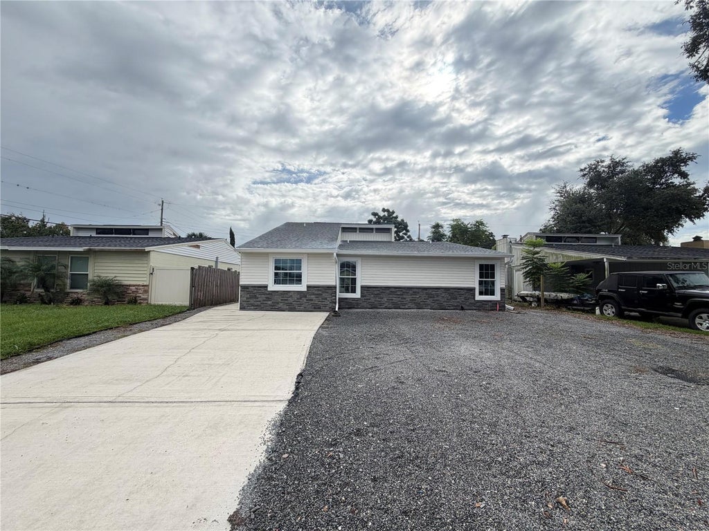 Photo of 4610 Devon Avenue, Lakeland, FL 33813 (MLS # O6443770)