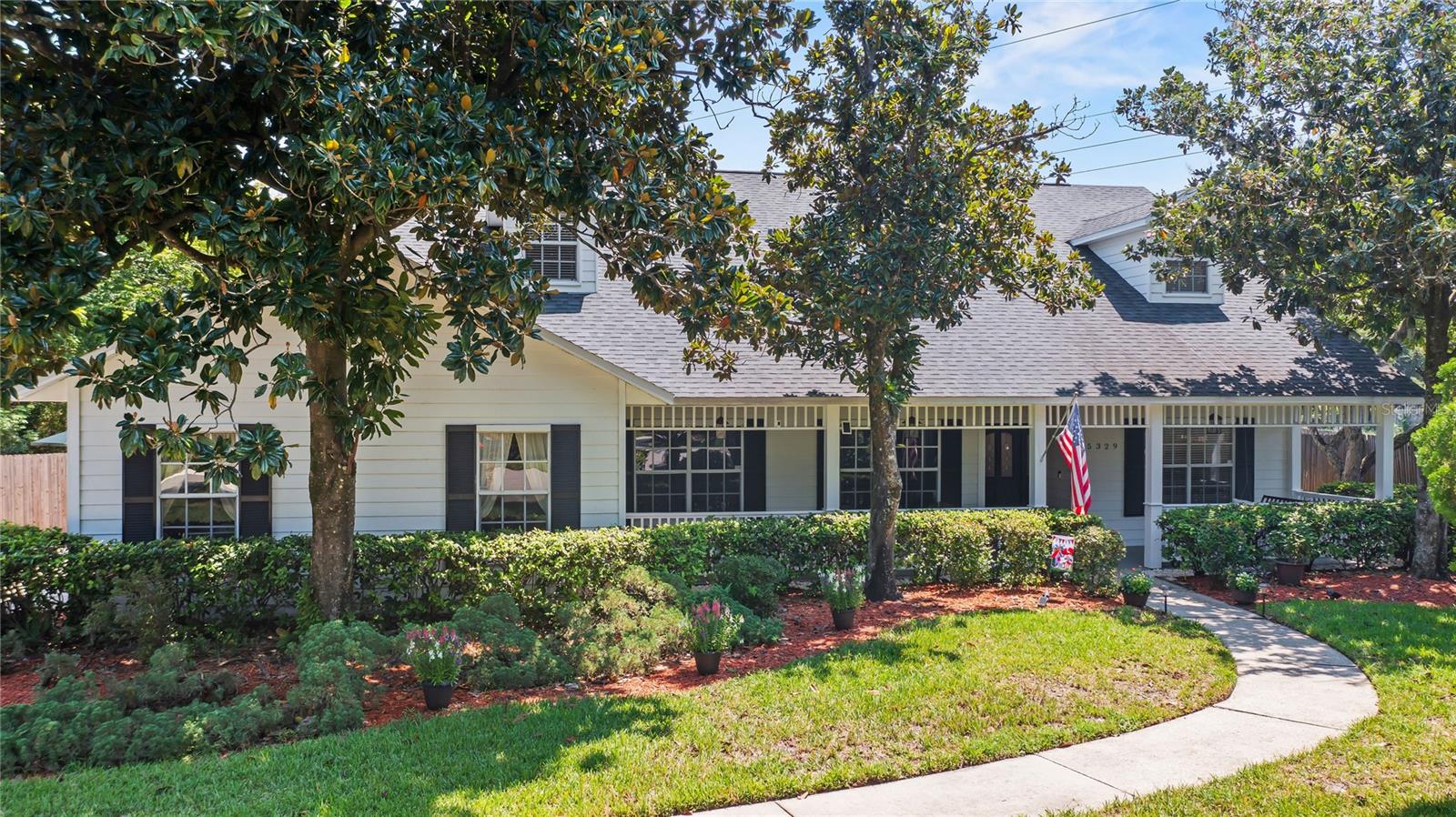 5329 FOXSHIRE COURT