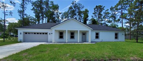 A home in DELAND