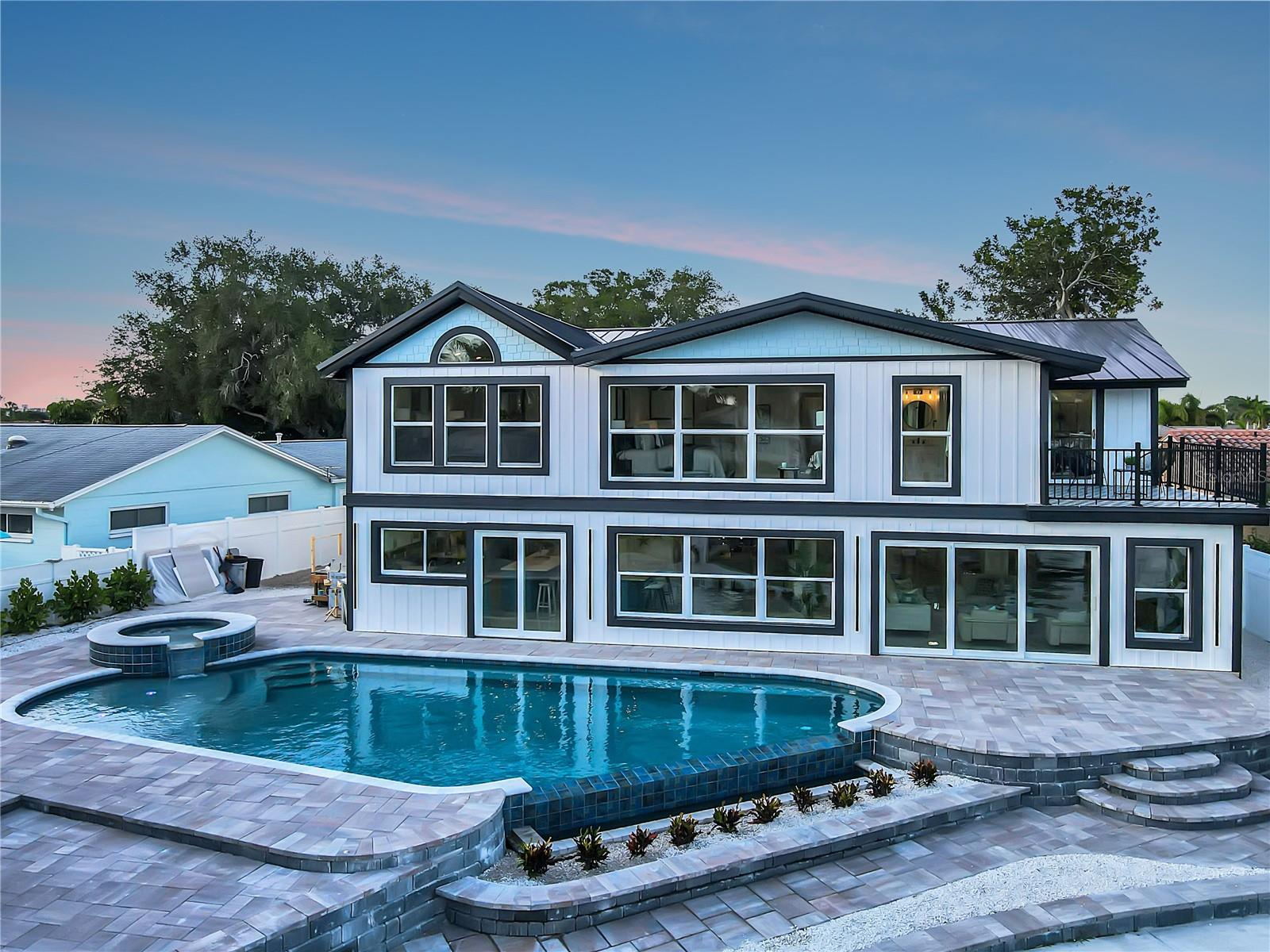 SOUTH CSWY ISLE YACHT CLUB 4TH ADD - Residential