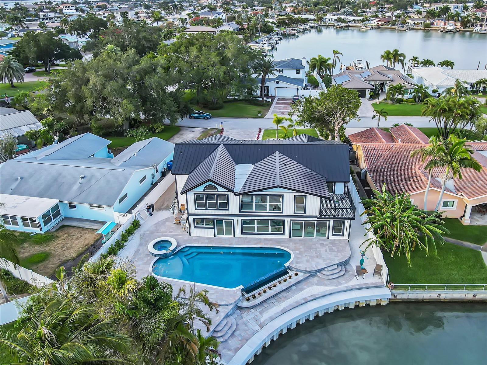 SOUTH CSWY ISLE YACHT CLUB 4TH ADD - Residential