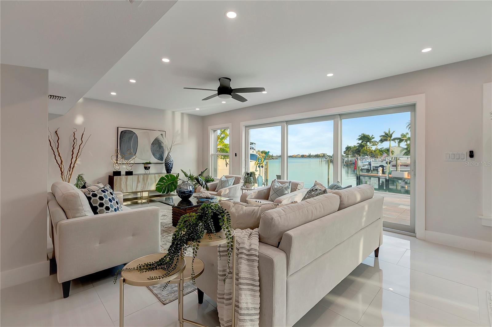 SOUTH CSWY ISLE YACHT CLUB 4TH ADD - Residential