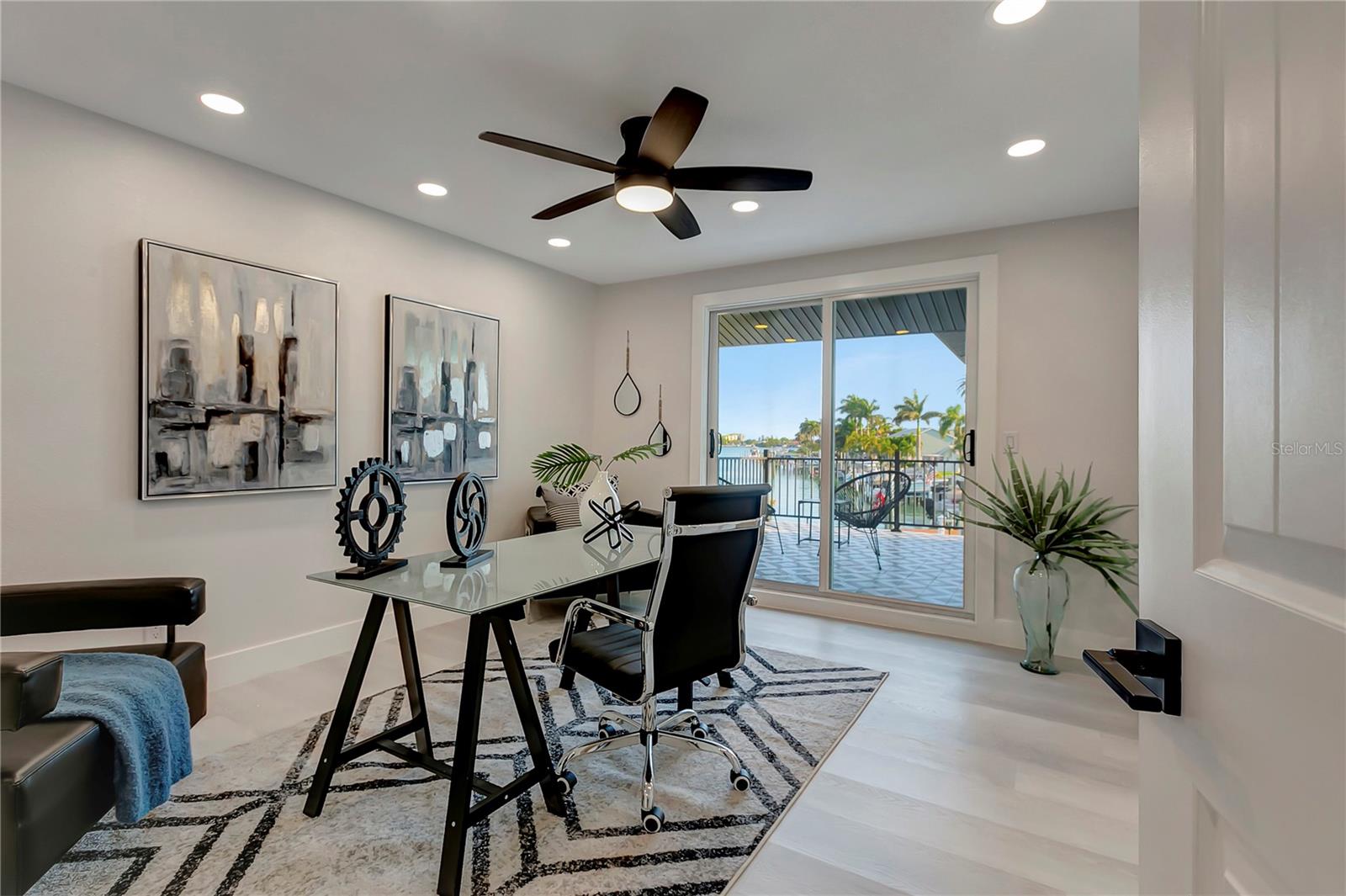 SOUTH CSWY ISLE YACHT CLUB 4TH ADD - Residential