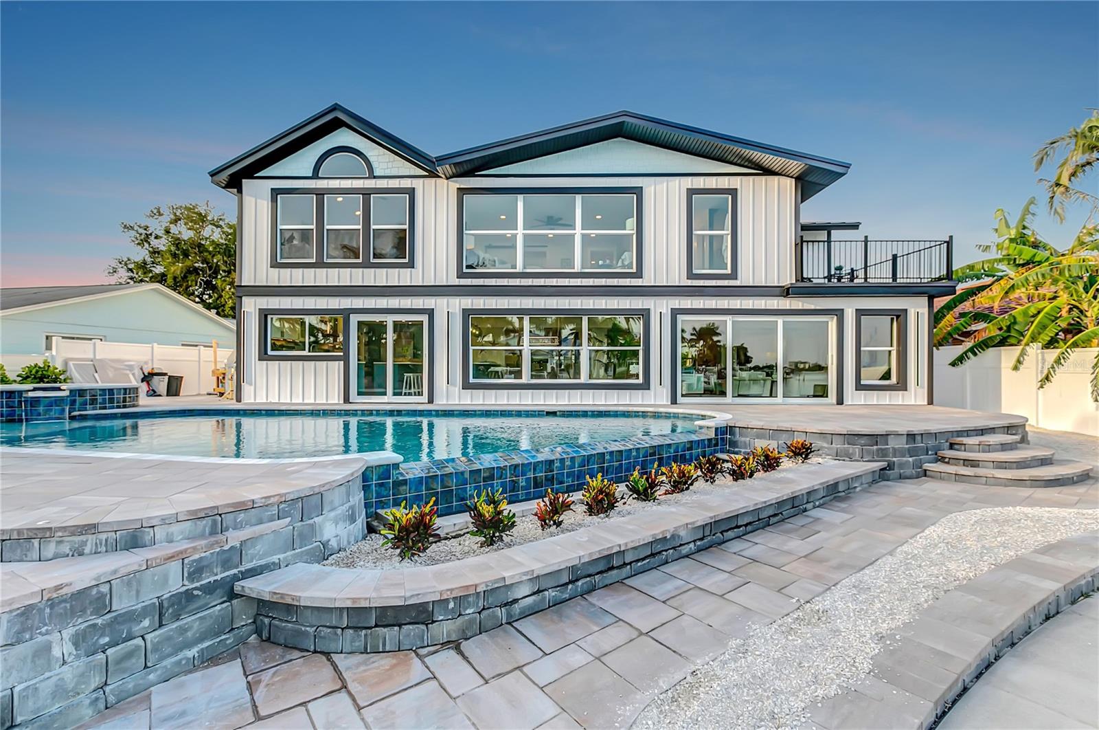 SOUTH CSWY ISLE YACHT CLUB 4TH ADD - Residential