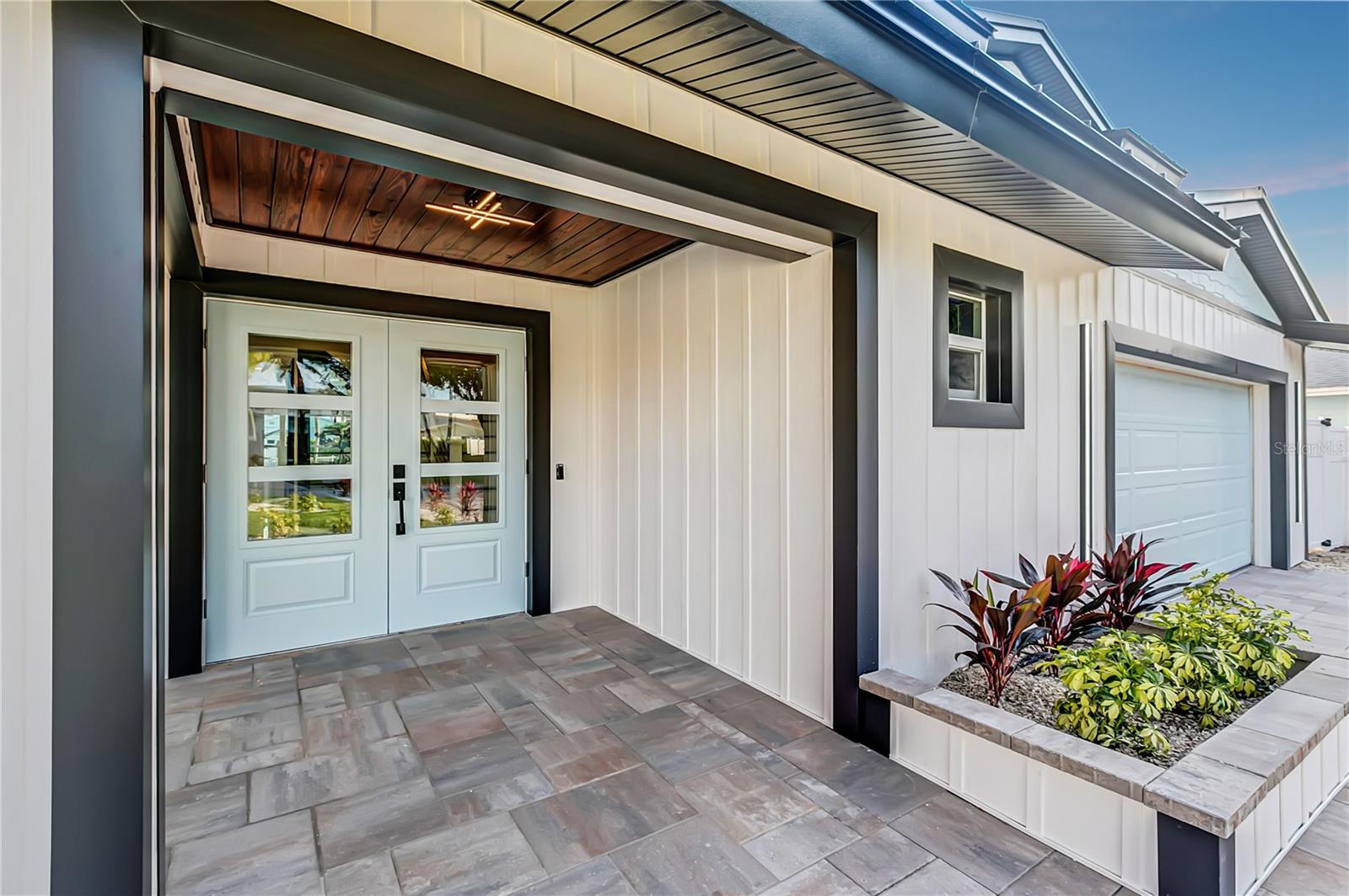 SOUTH CSWY ISLE YACHT CLUB 4TH ADD - Residential