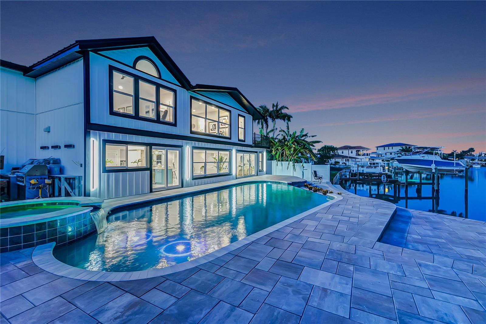 SOUTH CSWY ISLE YACHT CLUB 4TH ADD - Residential