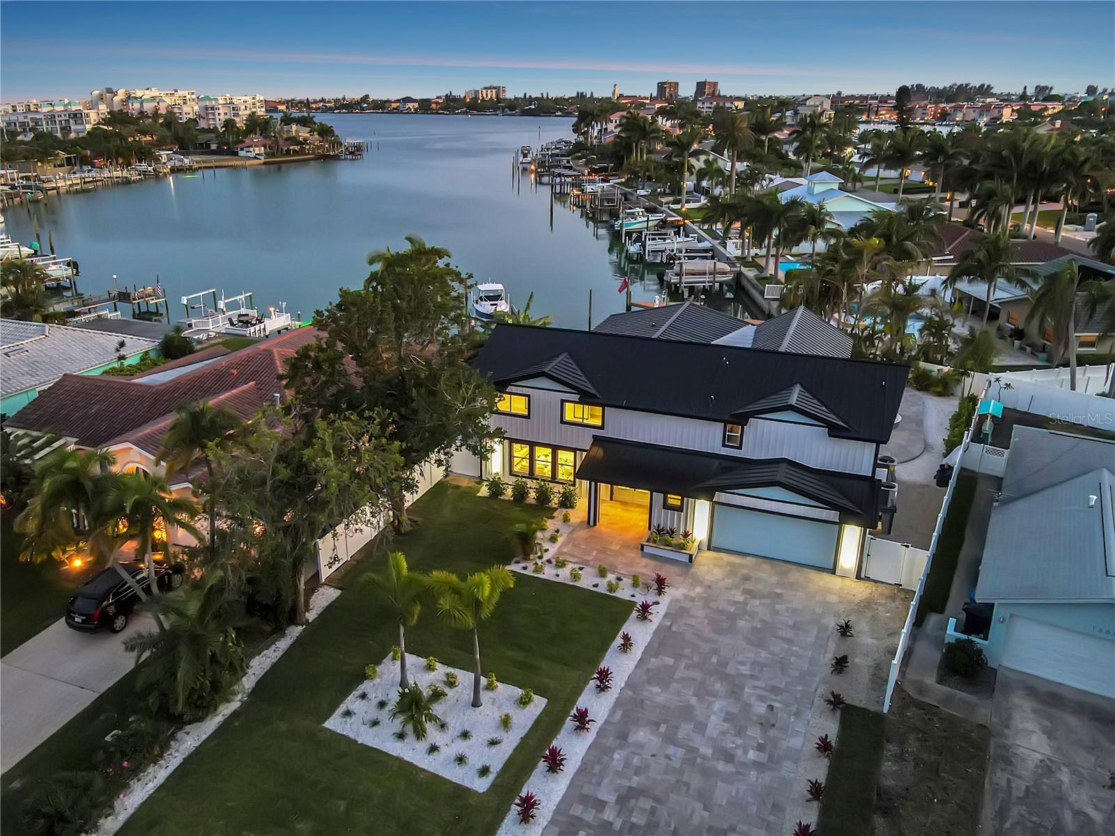 SOUTH CSWY ISLE YACHT CLUB 4TH ADD - Residential