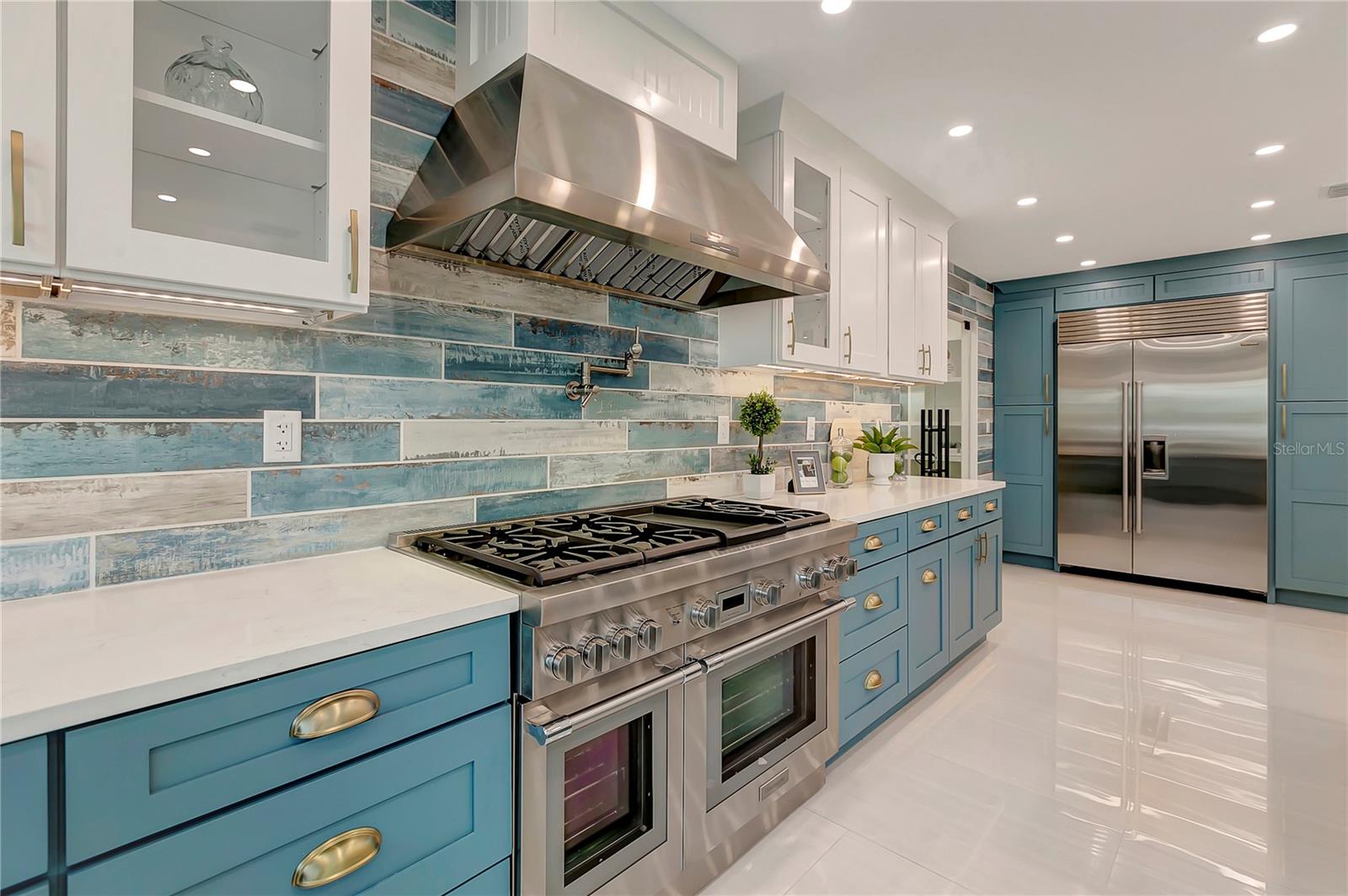 SOUTH CSWY ISLE YACHT CLUB 4TH ADD - Residential