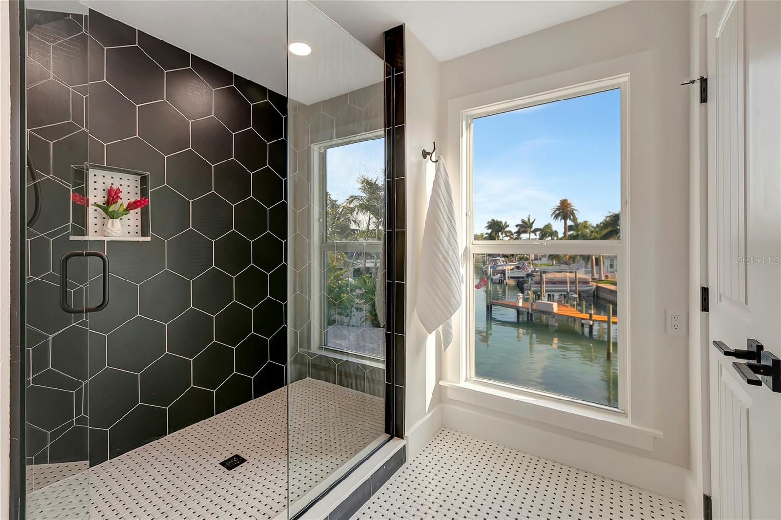 SOUTH CSWY ISLE YACHT CLUB 4TH ADD - Residential