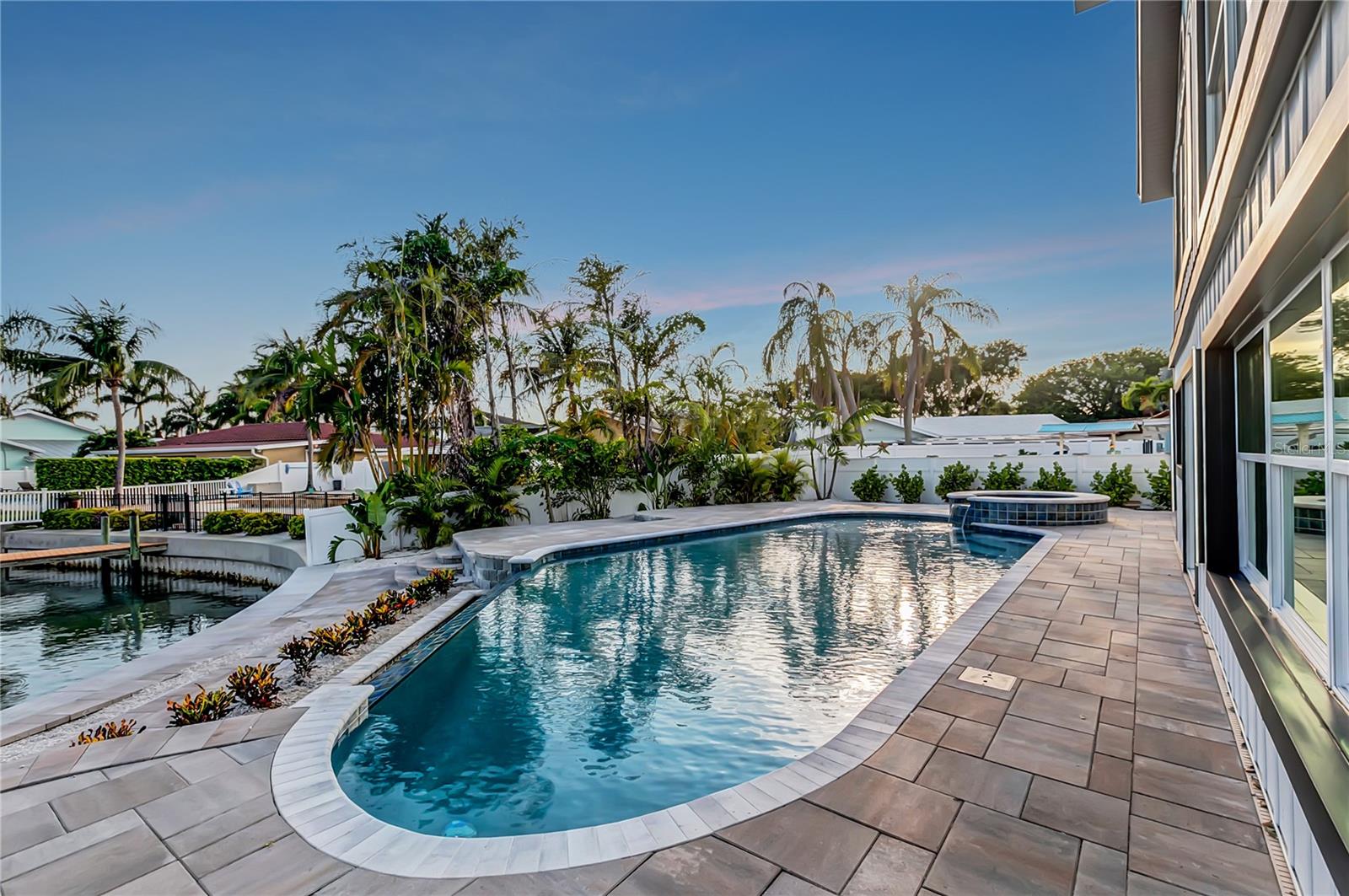 SOUTH CSWY ISLE YACHT CLUB 4TH ADD - Residential