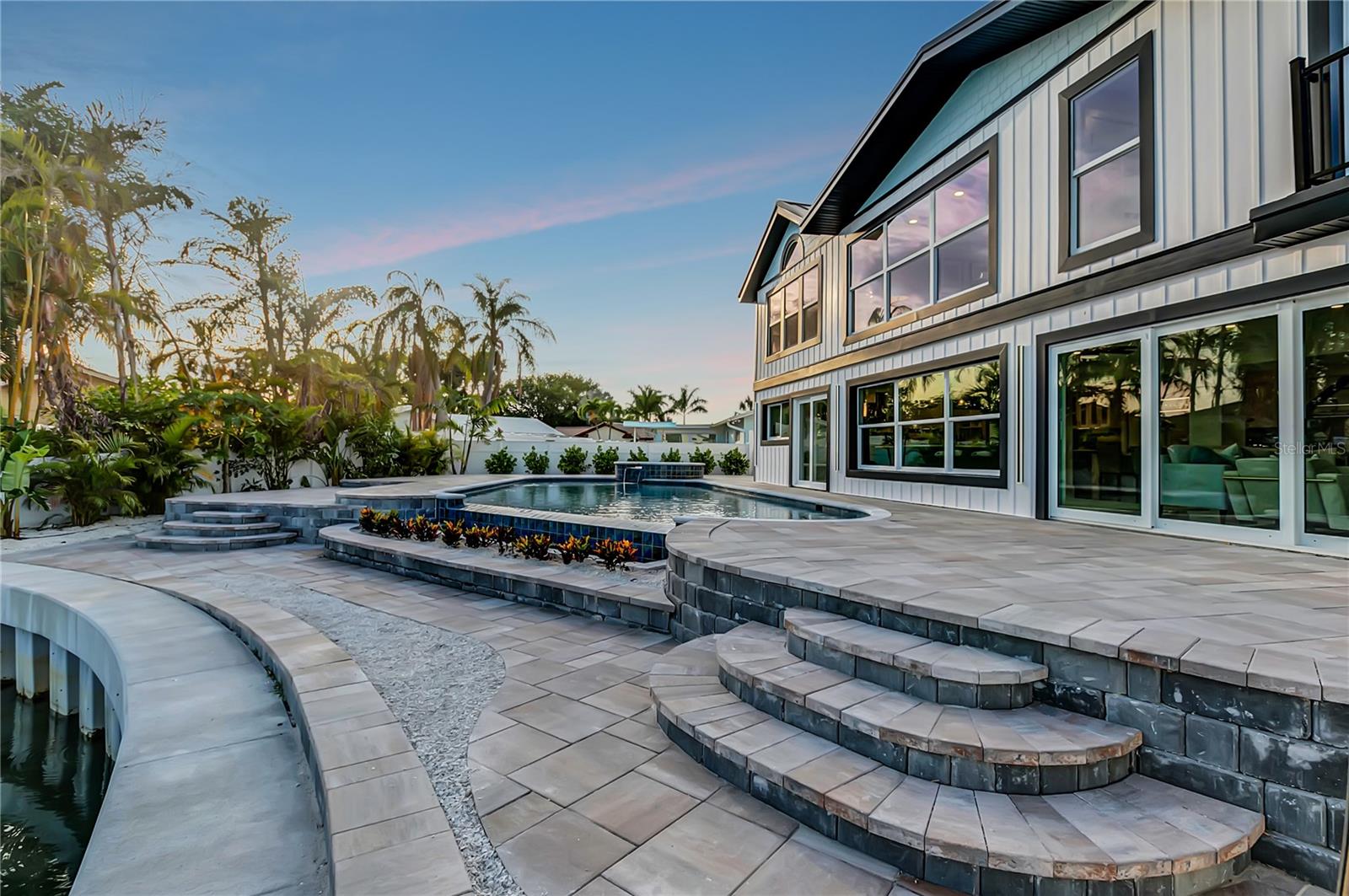 SOUTH CSWY ISLE YACHT CLUB 4TH ADD - Residential