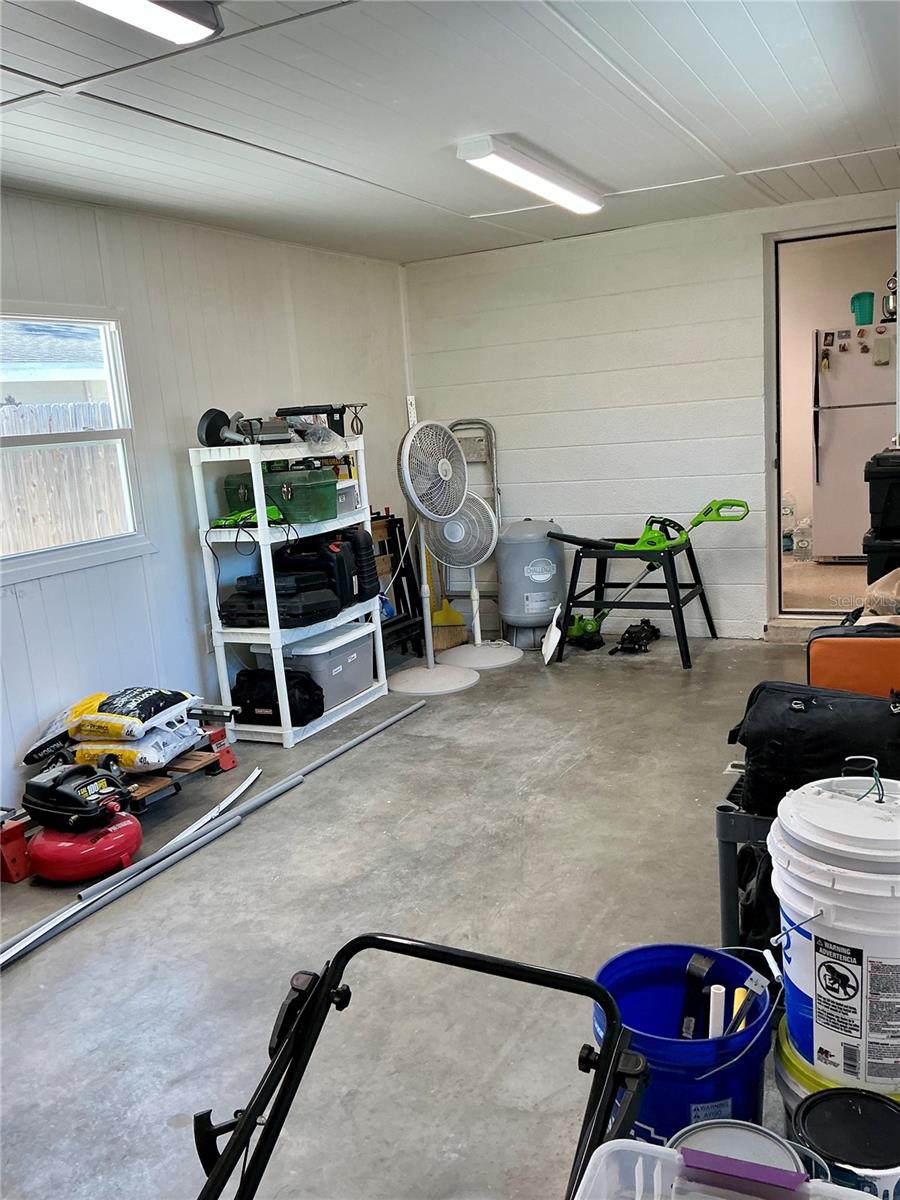 COTTAGE IN THE PINES - Residential