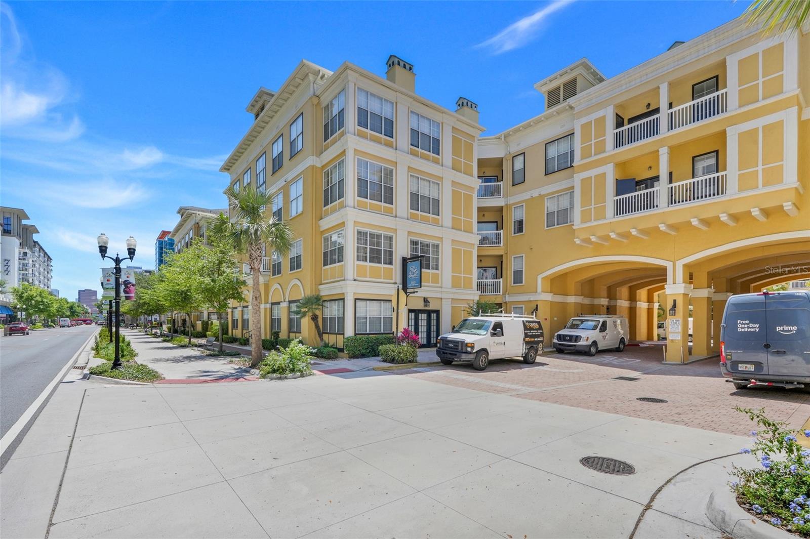 860 N ORANGE AVENUE 226