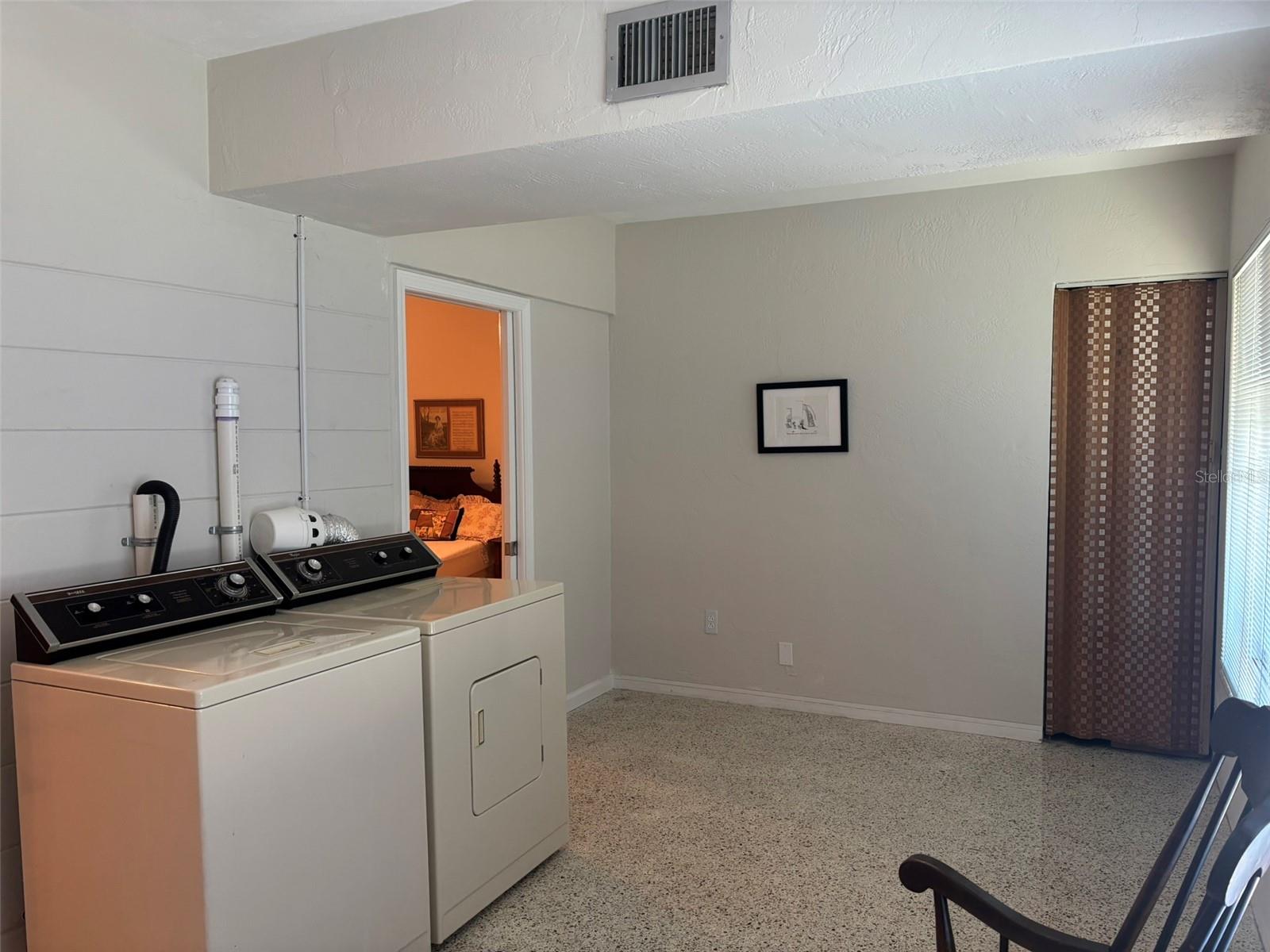 CLEARVIEW OAKS BLDG 26 - Residential