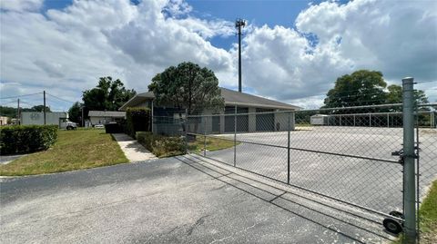Tiny photo for 460 NW 68th Avenue, Ocala, FL 34482 (MLS # OM678909)