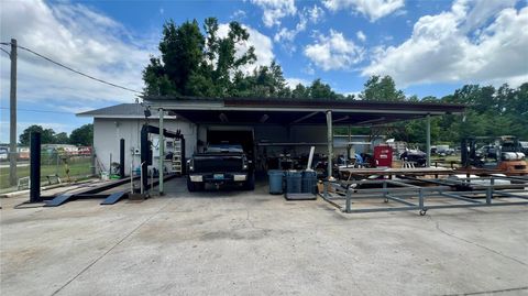 Tiny photo for 460 NW 68th Avenue, Ocala, FL 34482 (MLS # OM678909)
